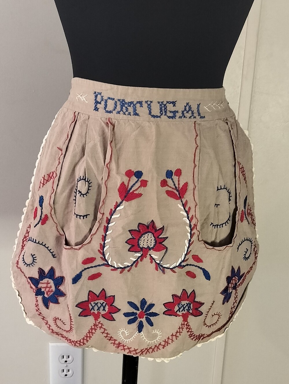Portugal Embroidered Linen Half Apron in Beige with Red & Blue Floral Design